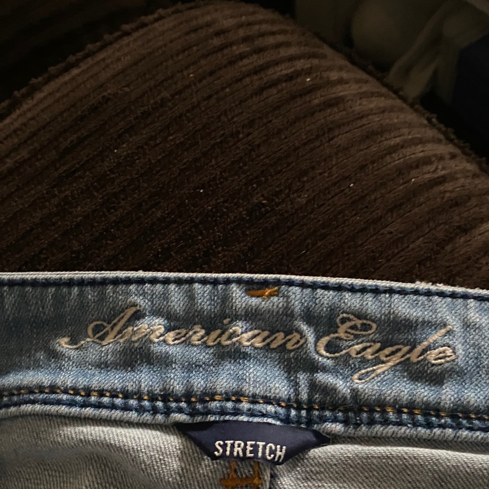 American Eagle Outfitters Light Blue Straight Leg Jeans - Picture 3 of 4